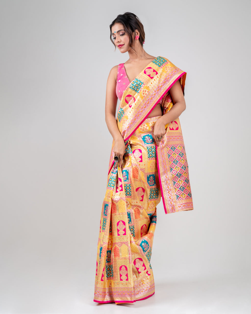 Sunlit Gold Banarasi Silk Saree with Heritage Woven Pallu and Matching Blouse Piece