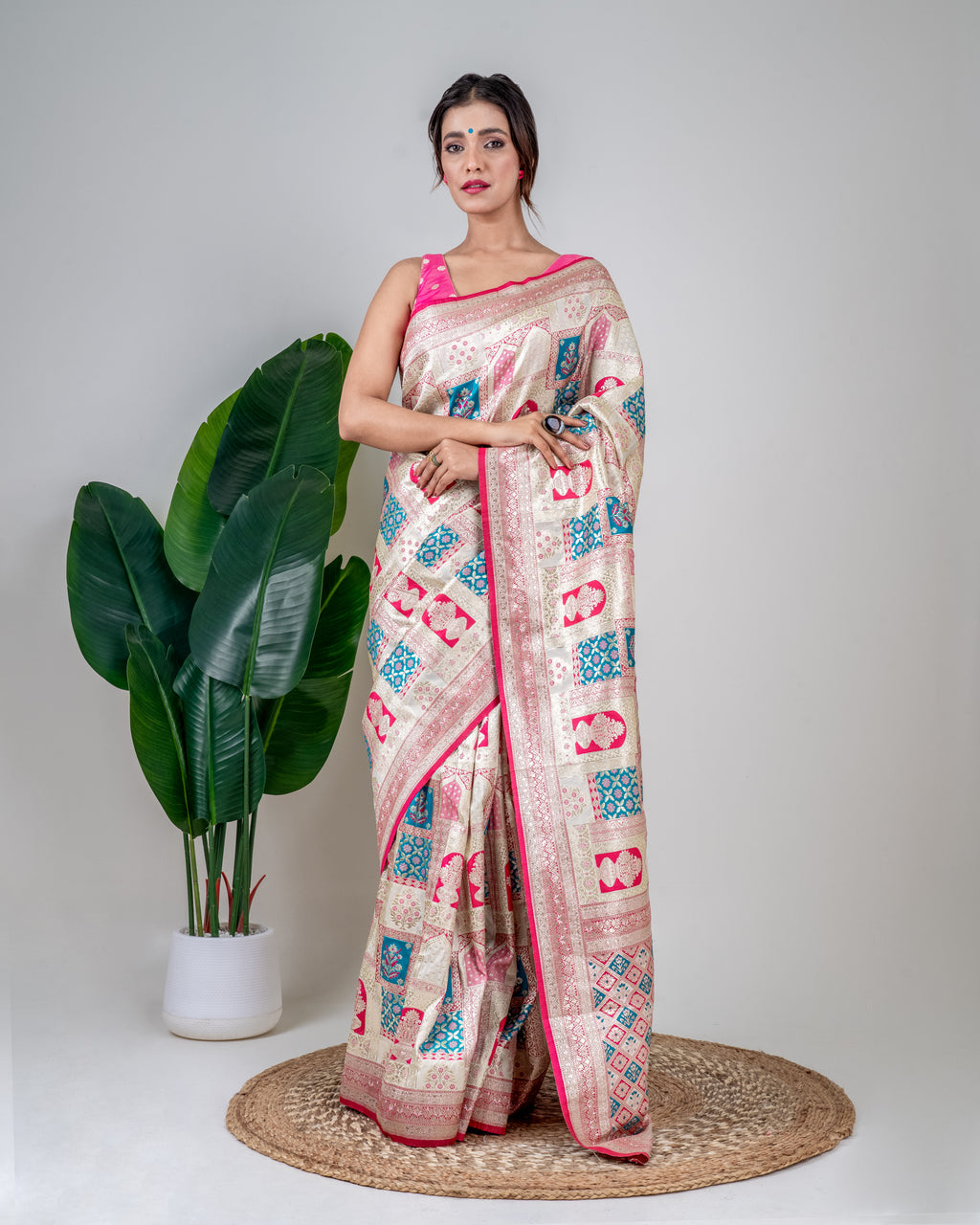 Ivory Pink Banarasi Silk Saree with Heritage Woven Pallu and Matching Blouse Piece