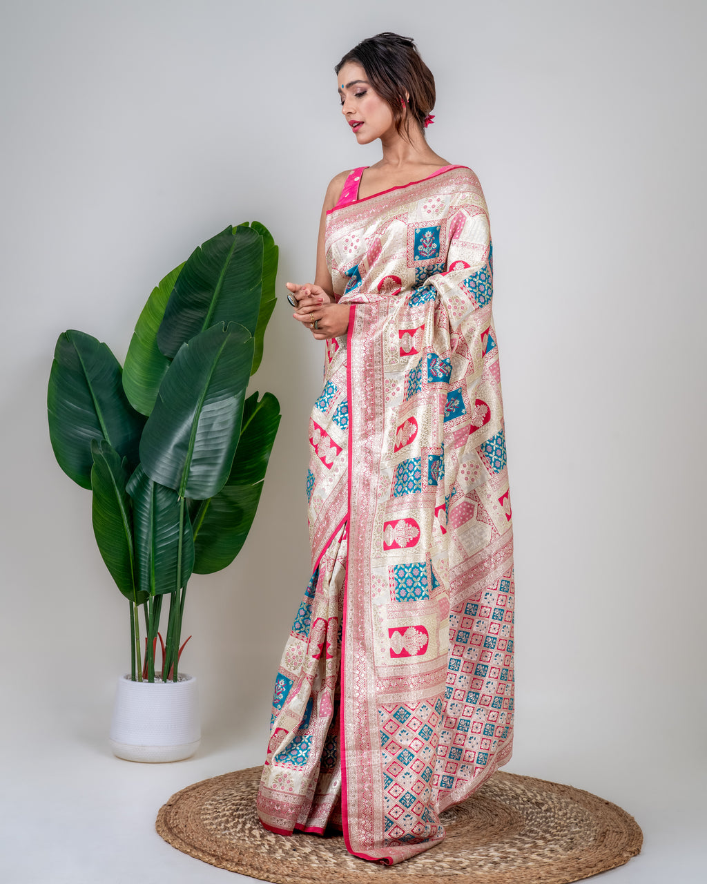 Ivory Pink Banarasi Silk Saree with Heritage Woven Pallu and Matching Blouse Piece